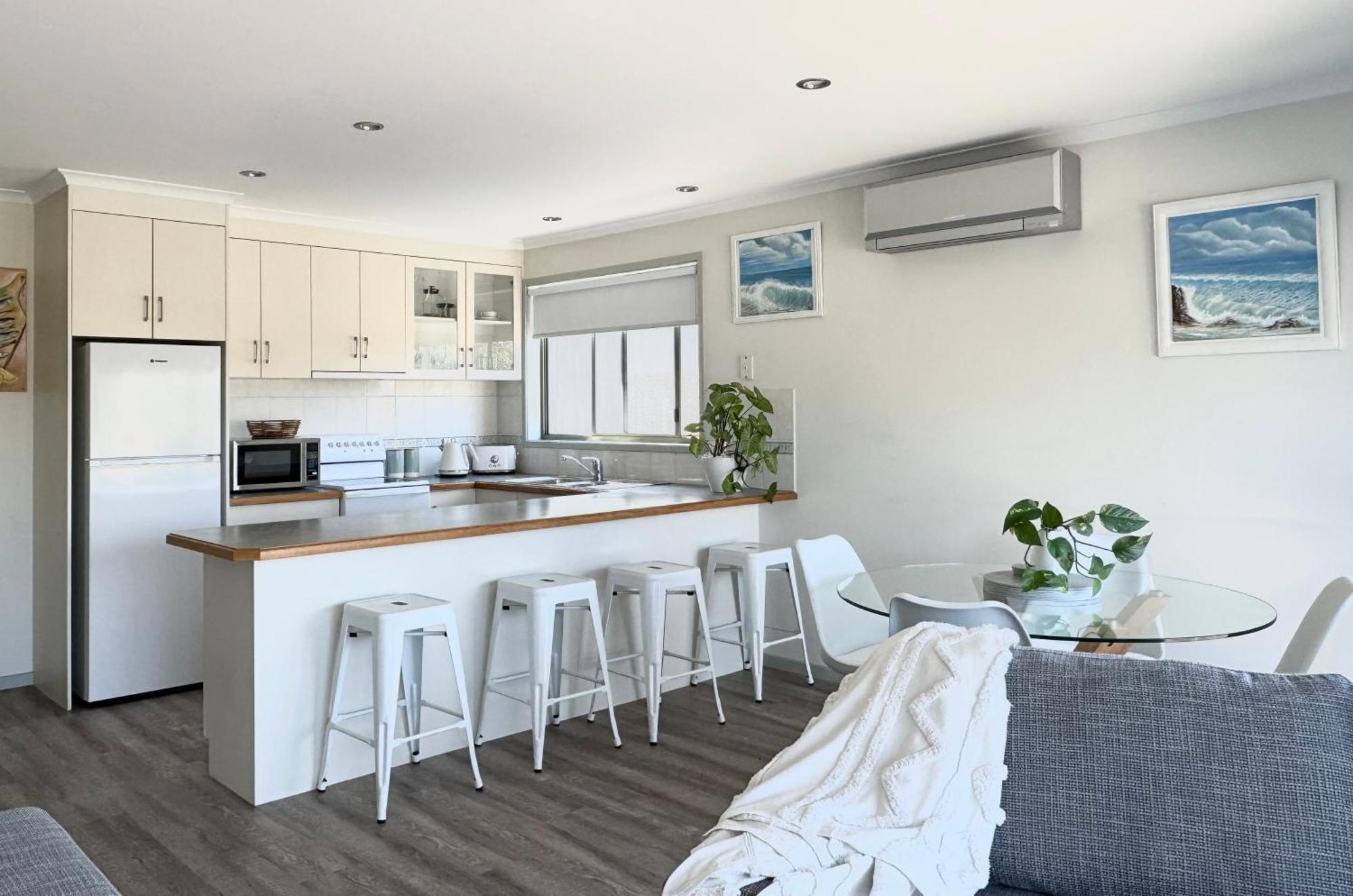 Driftwood Townhouse - Waterfront-Central Location Lakes Entrance Ngoại thất bức ảnh